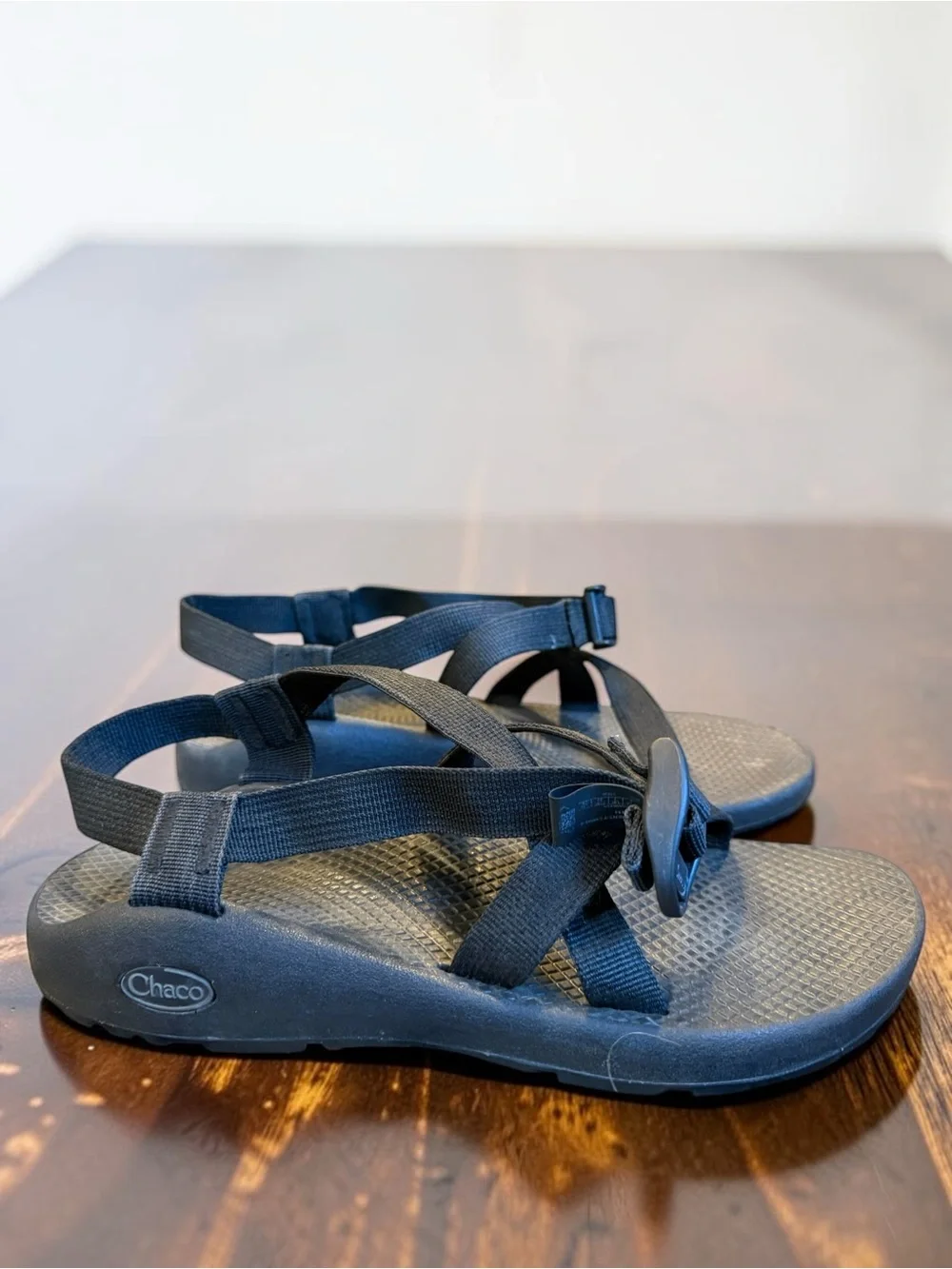 Women’s Chaco Black Z/1 Sport Sandals with Adjustable Straps Minimal Wear